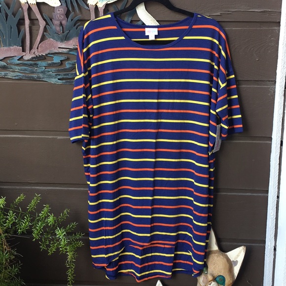 LuLaRoe Tops - LulaRoe Irma